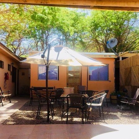 Hostal Intipara Сан-Педро-де-Атакама Экстерьер фото